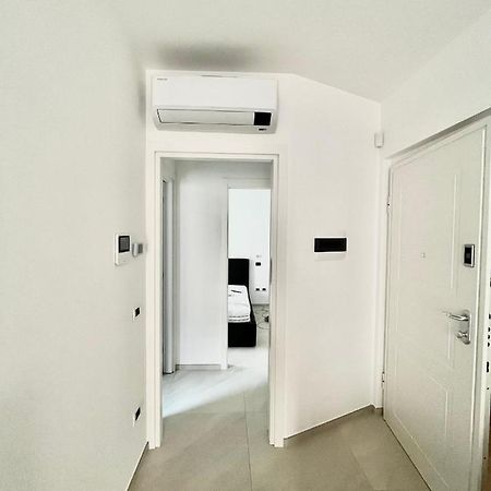 Sun Beach Apartment - New 圣贝内代托-德尔特龙托 外观 照片