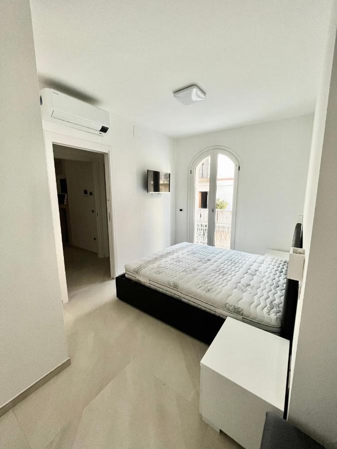 Sun Beach Apartment - New 圣贝内代托-德尔特龙托 外观 照片